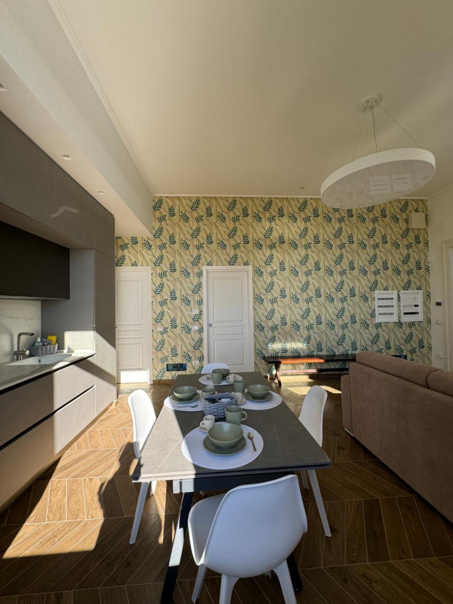 Alocasia Luxury Stay Σαλέρνο Εξωτερικό φωτογραφία